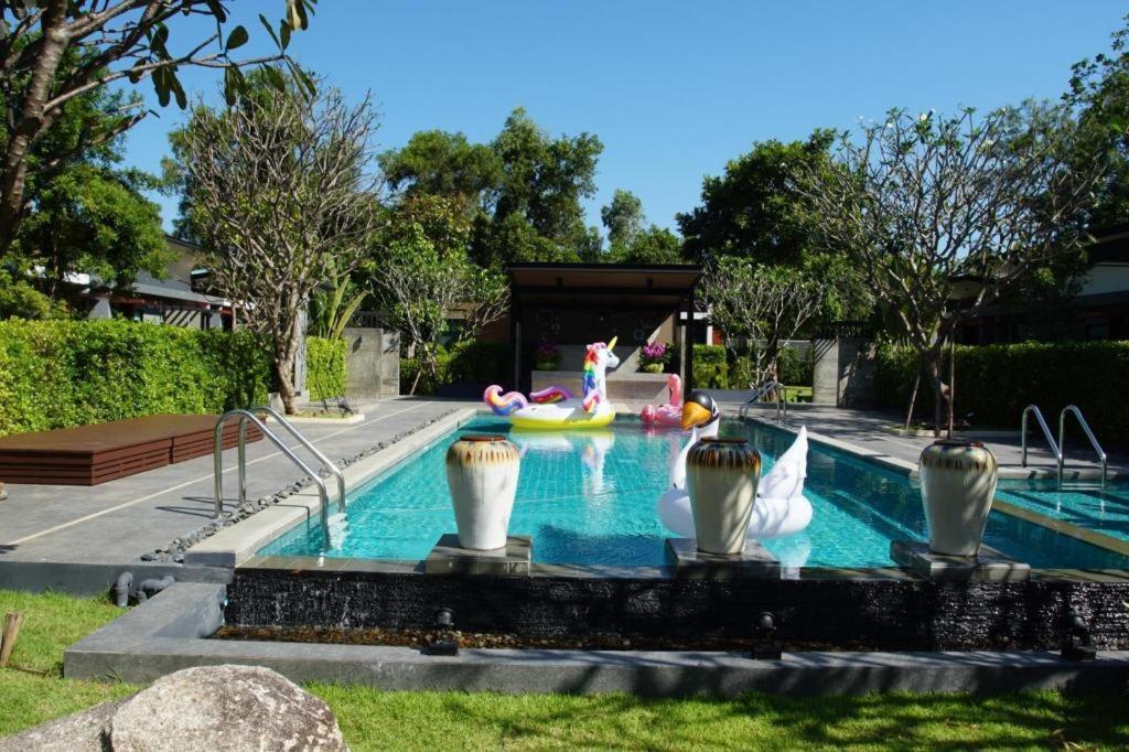 Chatnipa Beach Resort By Morseng Ban Hat Lek Exterior foto